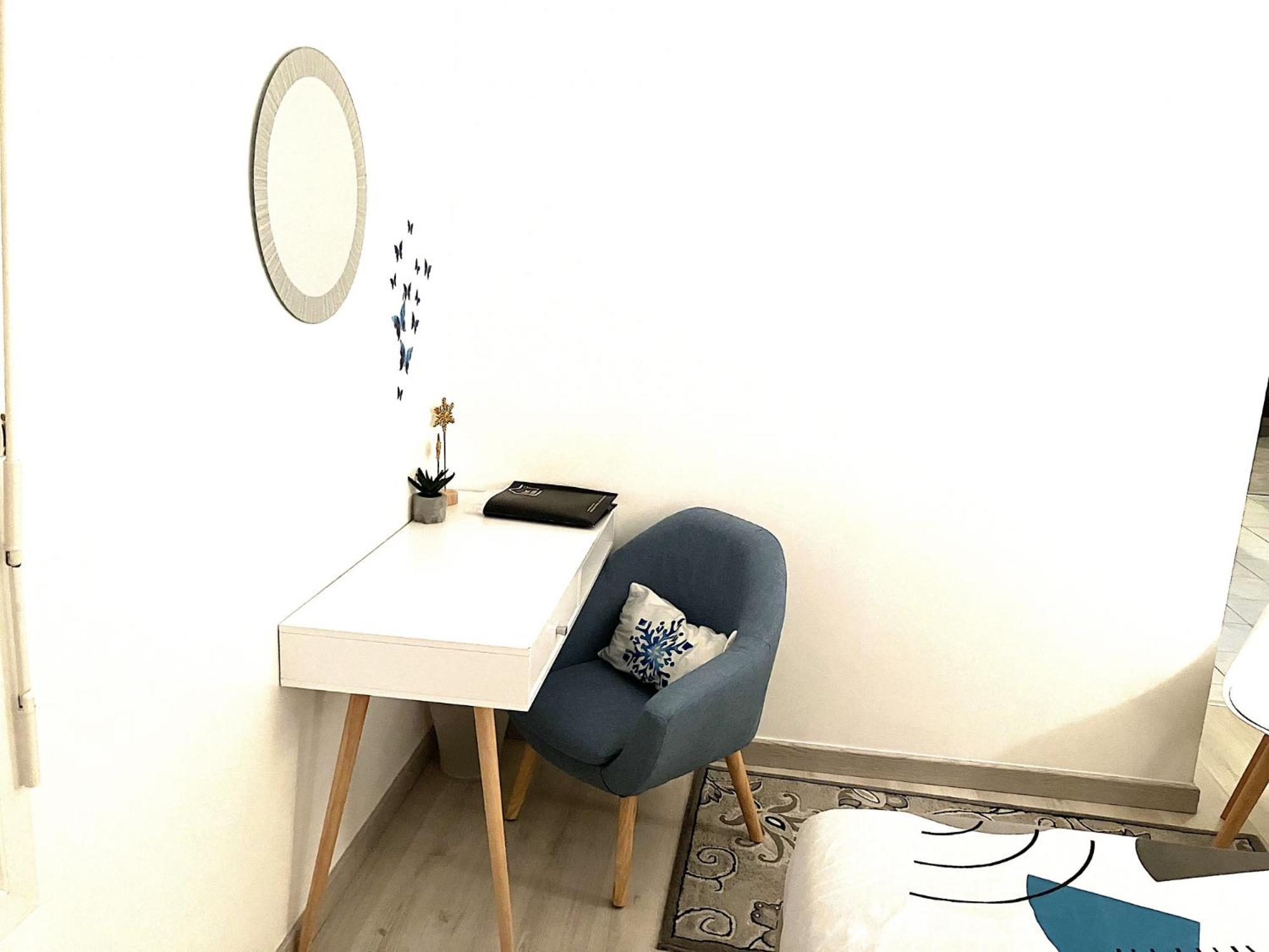Snowqueen Hotel Apartment Paris-Disney 谢勒 外观 照片